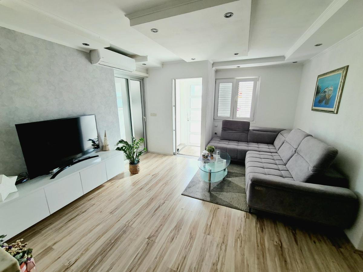 Apartment Mirjana Makarska Exterior photo