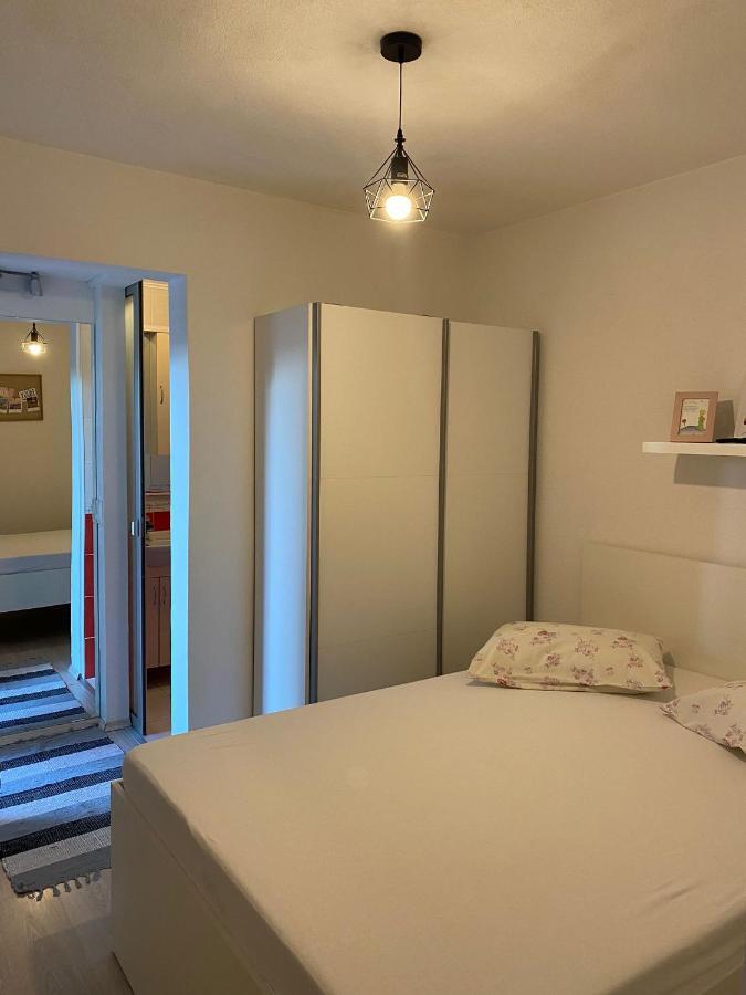 Apartment Mirjana Makarska Exterior photo